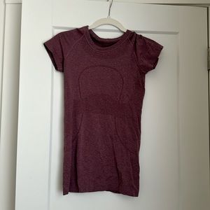 Lululemon top